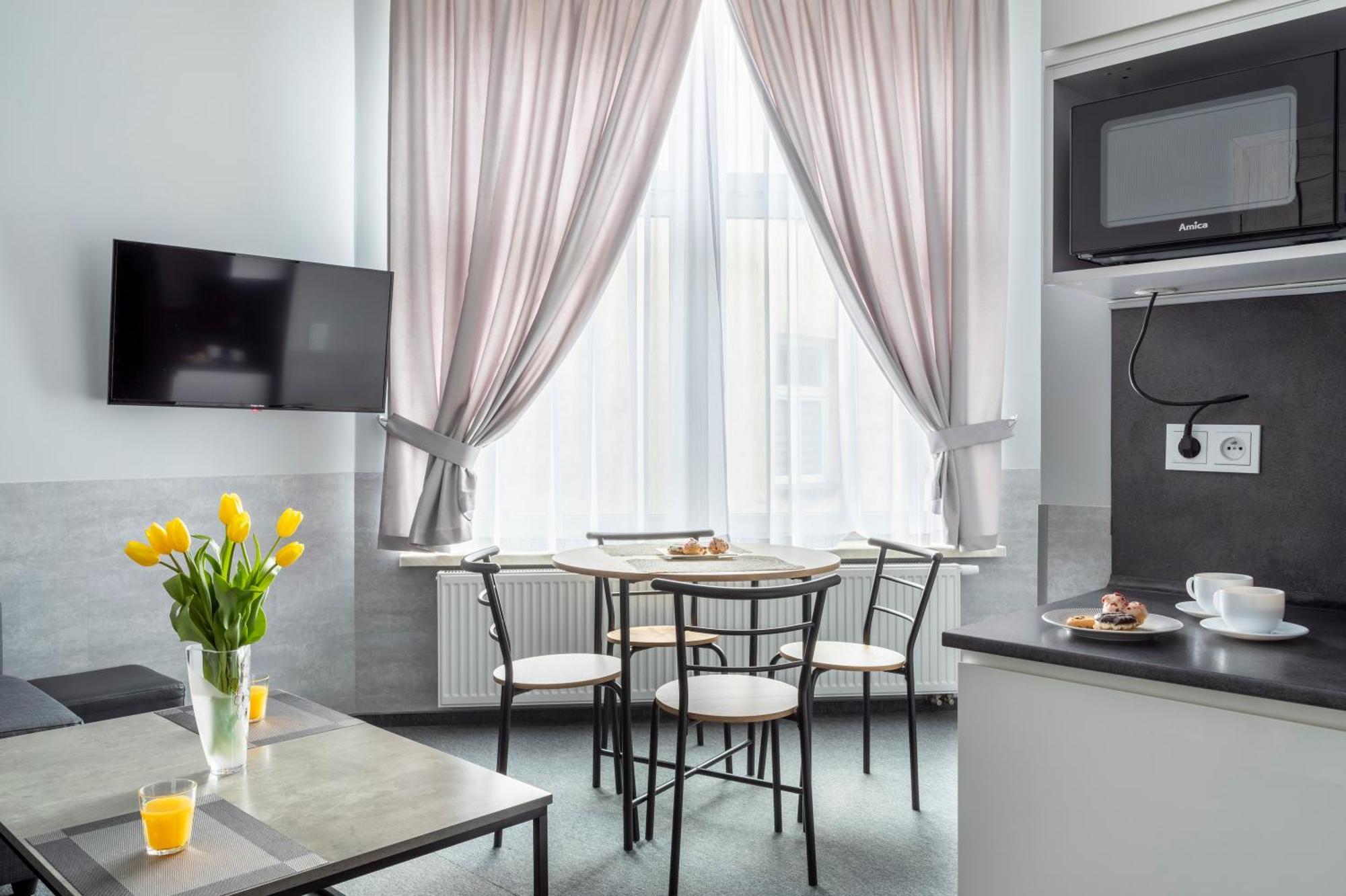 Primero Elegant Apartments Krakow Old Town Eksteriør billede